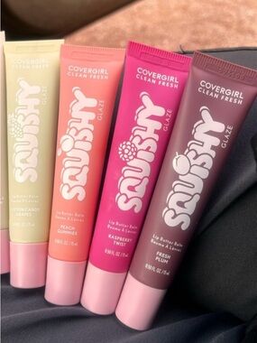 COVERGIRLSquishy Glaze Lip Butter Set-Peach, Cotton Candy Grape, Raspberry, Plum